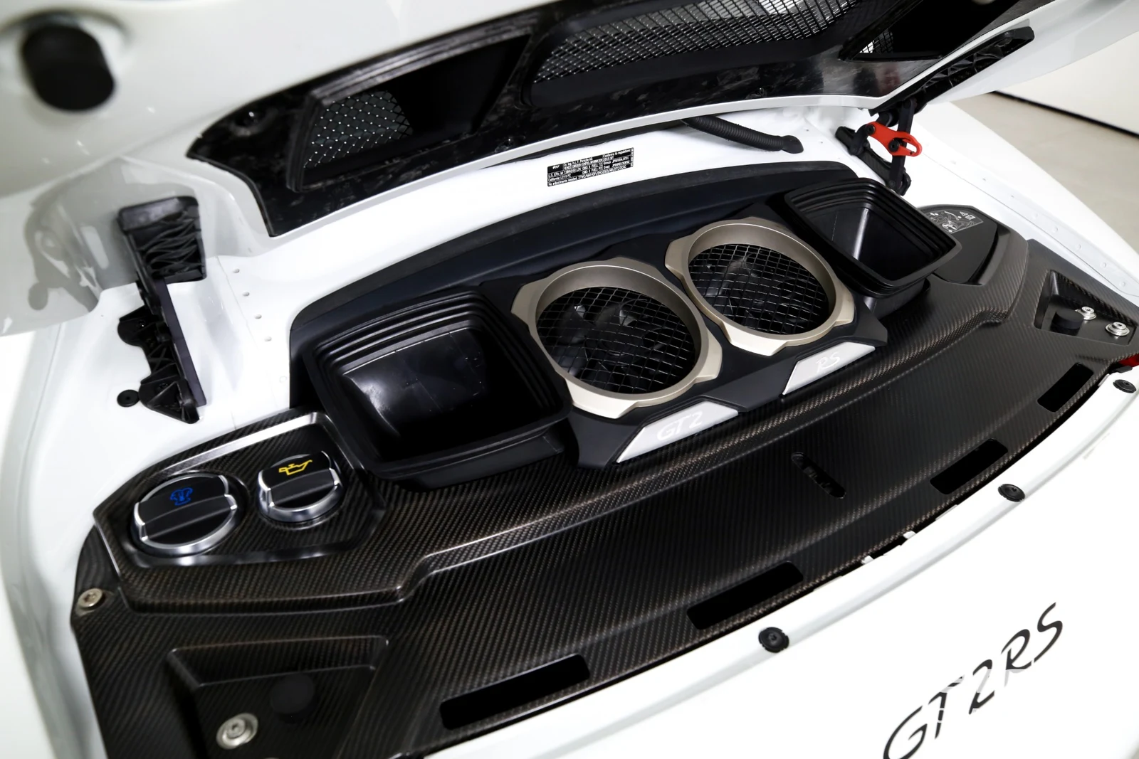 2018 Porsche 911 GT2 RS, 18/29
