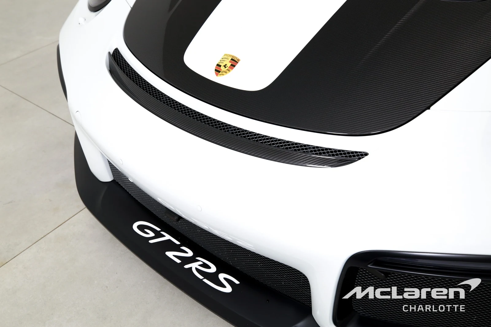 2018 Porsche 911 GT2 RS, 28/29