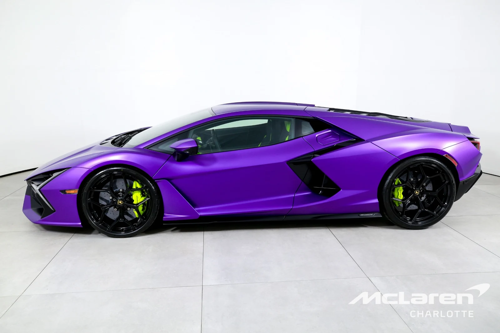 2025 Lamborghini Revuelto, 3/29