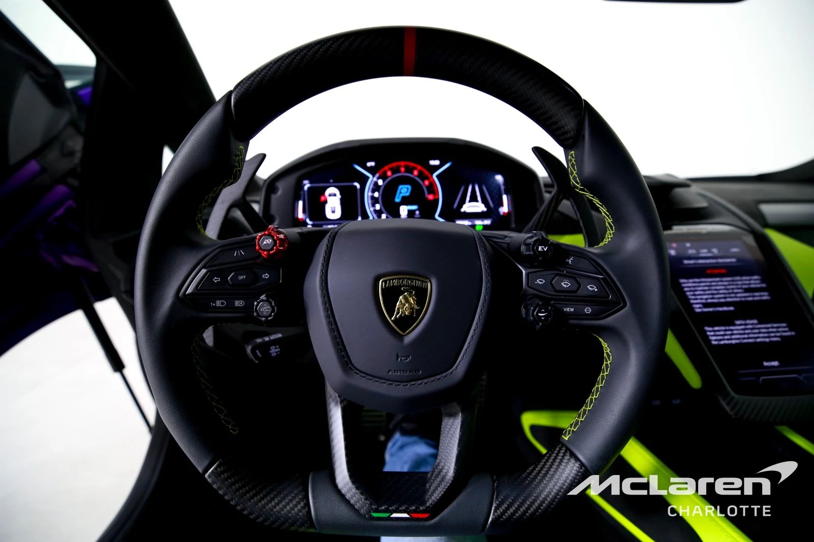2025 Lamborghini Revuelto, 12/29