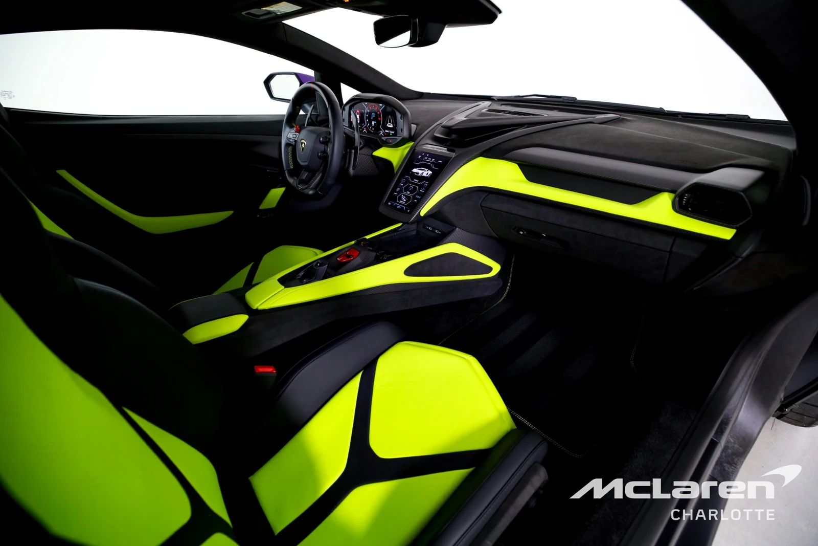 2025 Lamborghini Revuelto, 17/29
