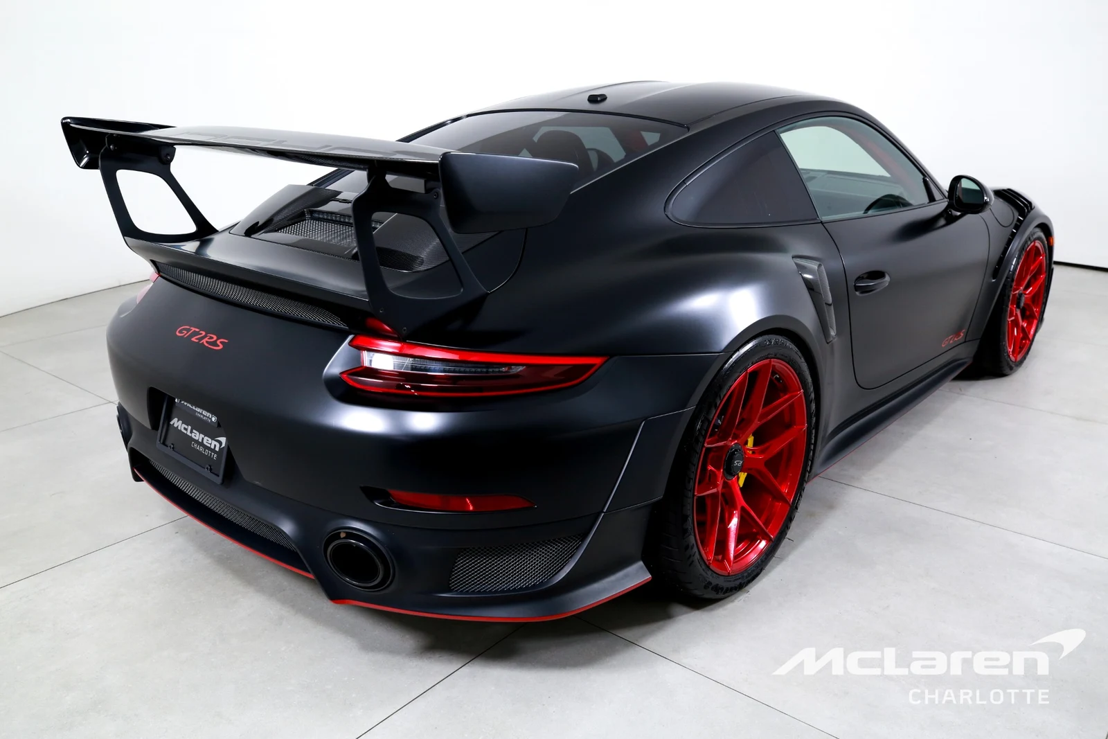 2018 Porsche 911 GT2 RS, 5/29