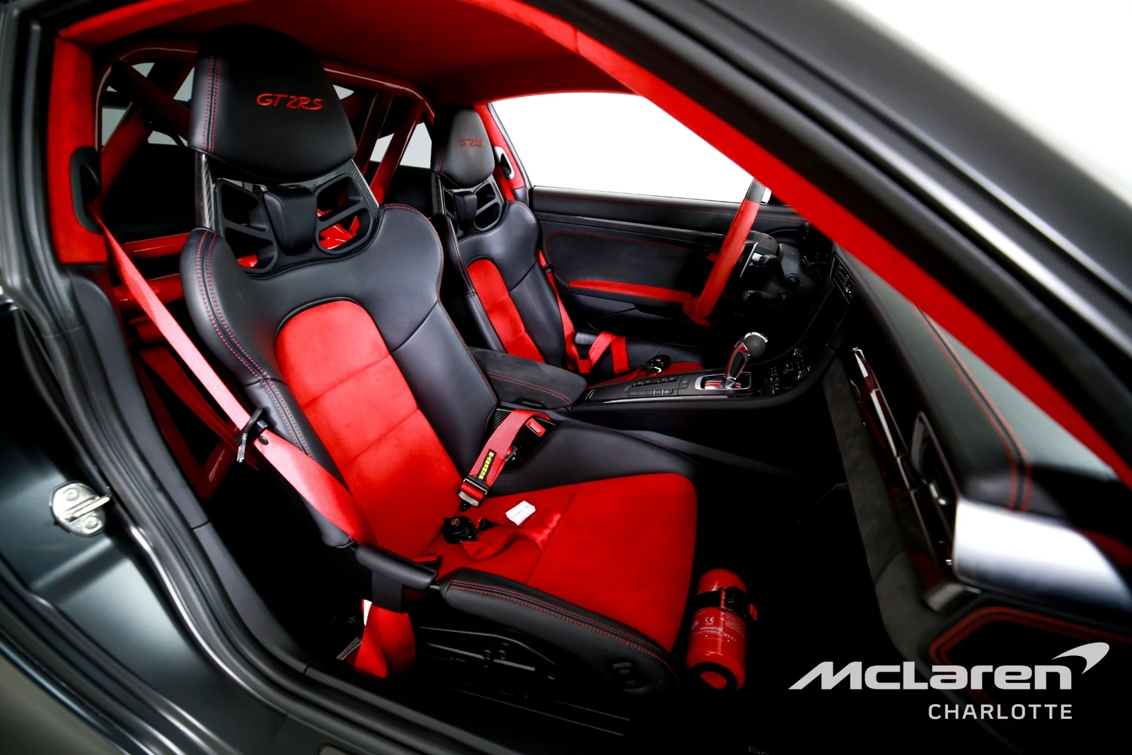 2018 Porsche 911 GT2 RS, 16/29