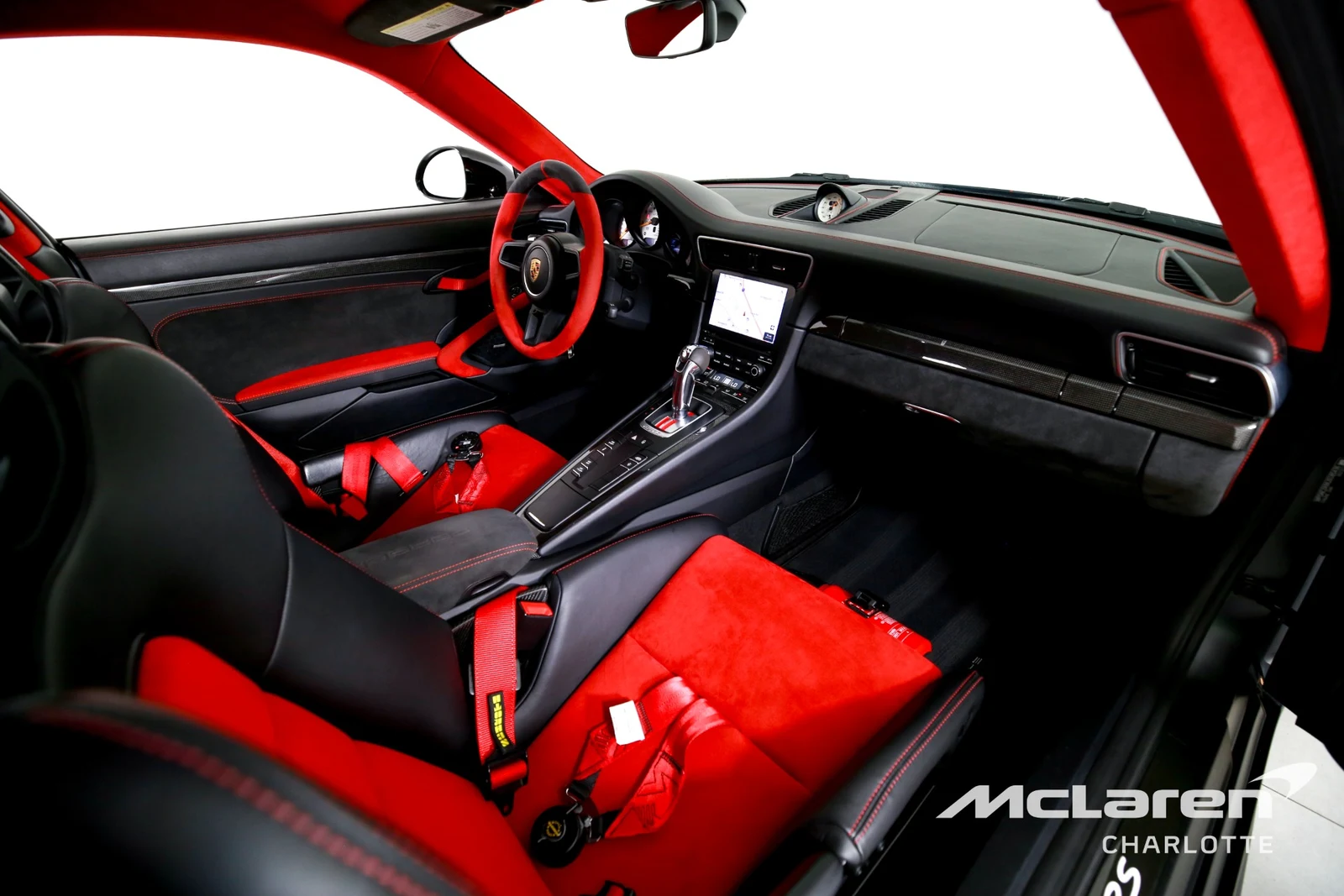 2018 Porsche 911 GT2 RS, 17/29