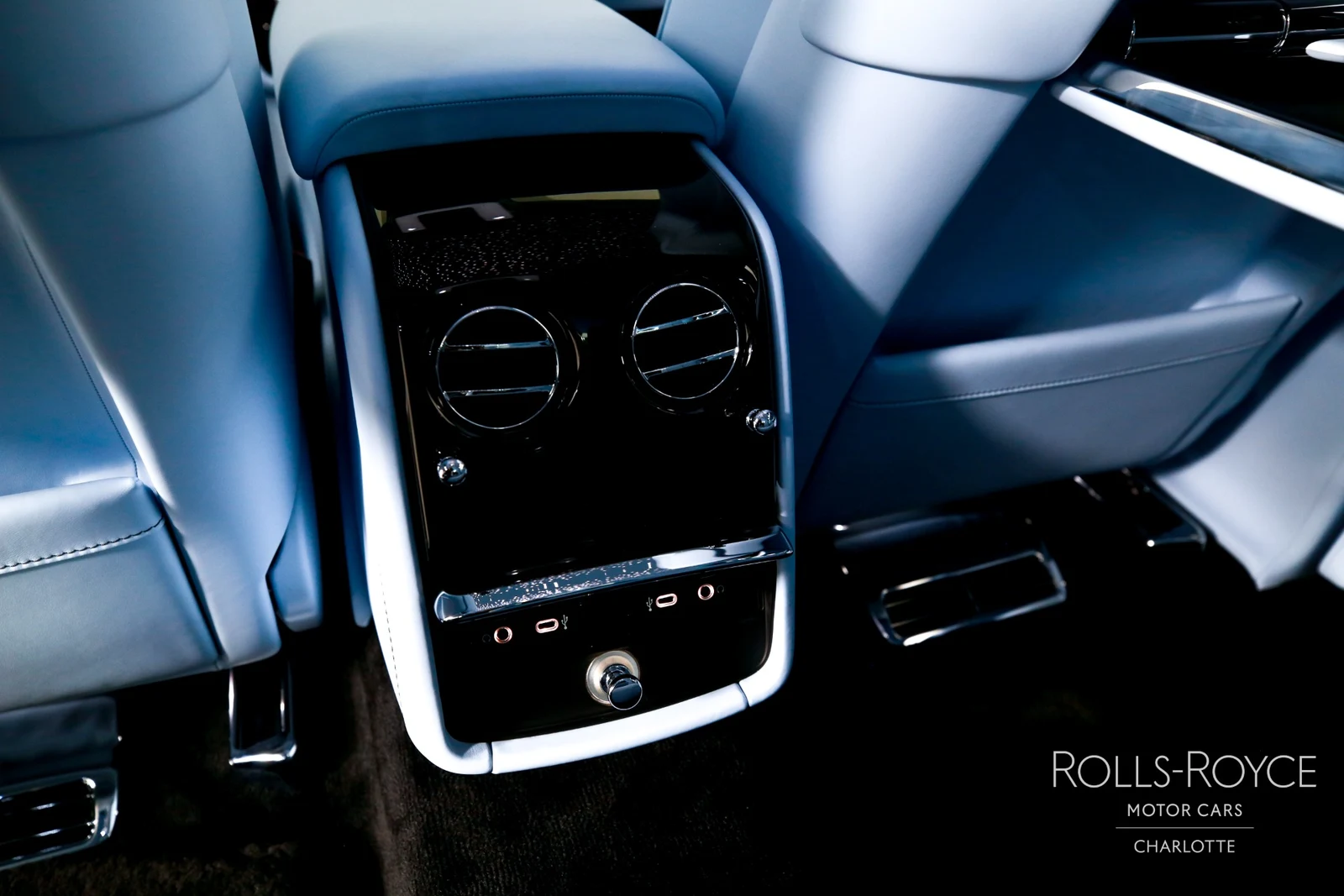 2027 Rolls-Royce Phantom Series II, 14/29