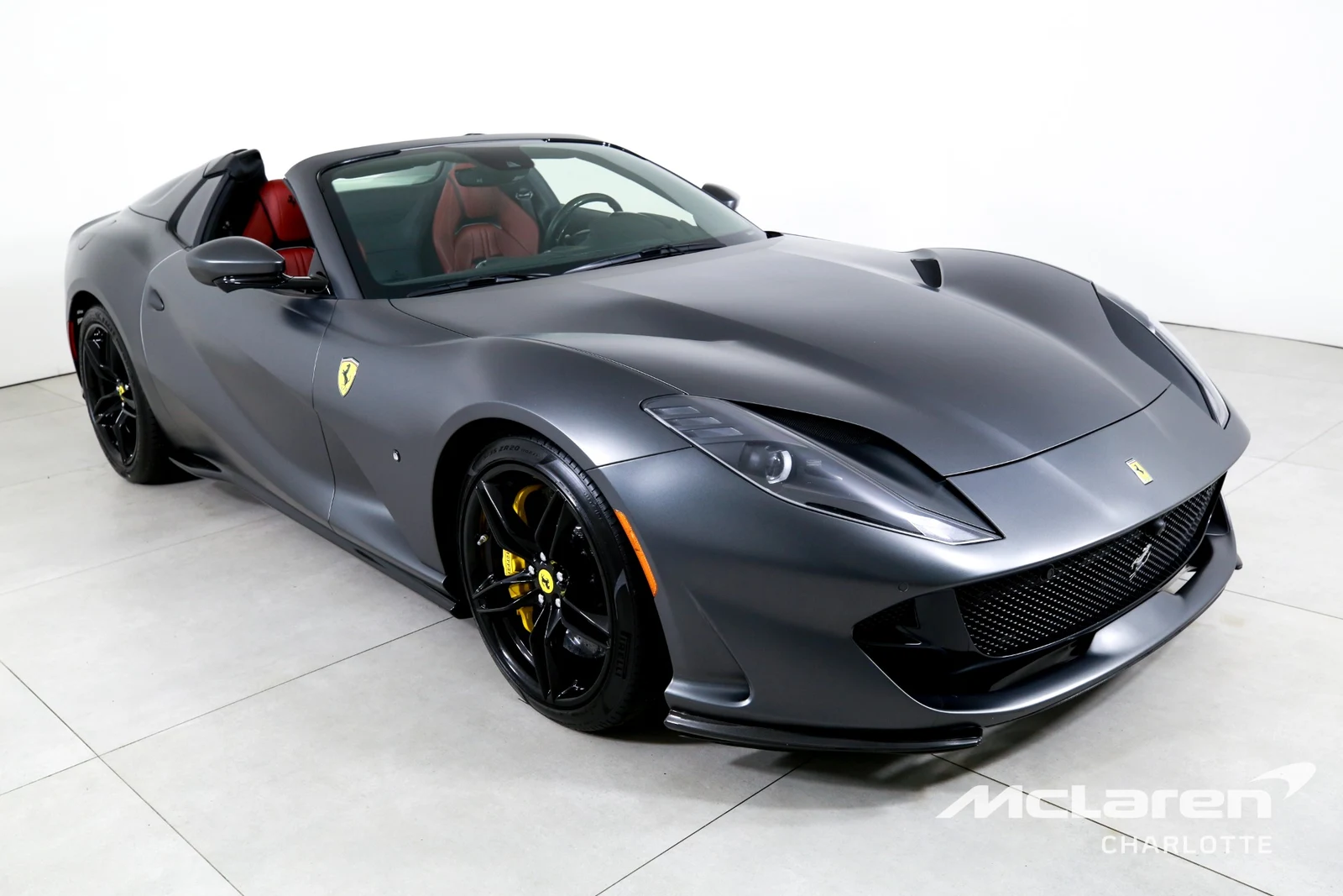 2021 Ferrari 812 GTS, 2/29