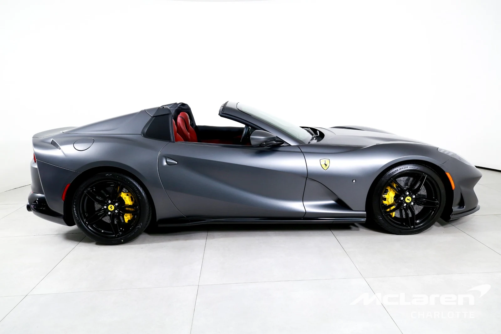 2021 Ferrari 812 GTS, 7/29