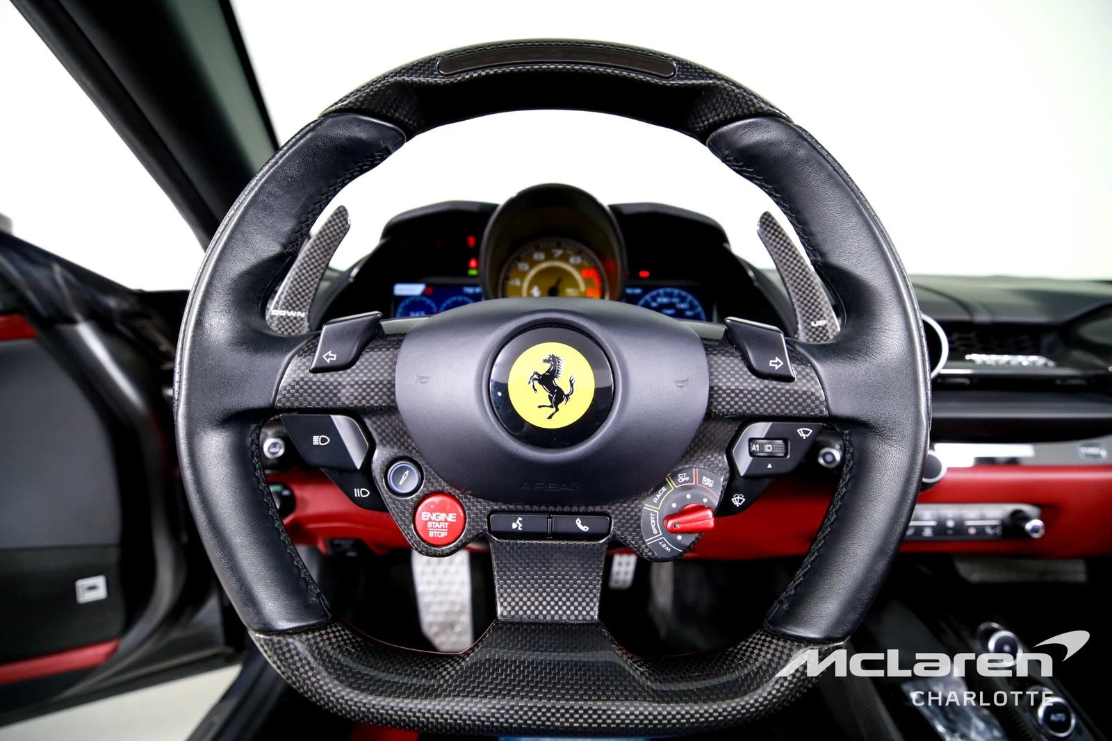 2021 Ferrari 812 GTS, 13/29