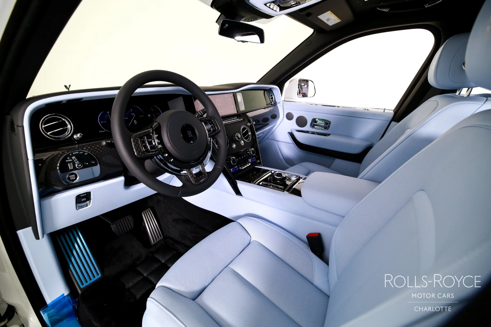 2027 Rolls-Royce Black Badge Cullinan Series II, 3/29