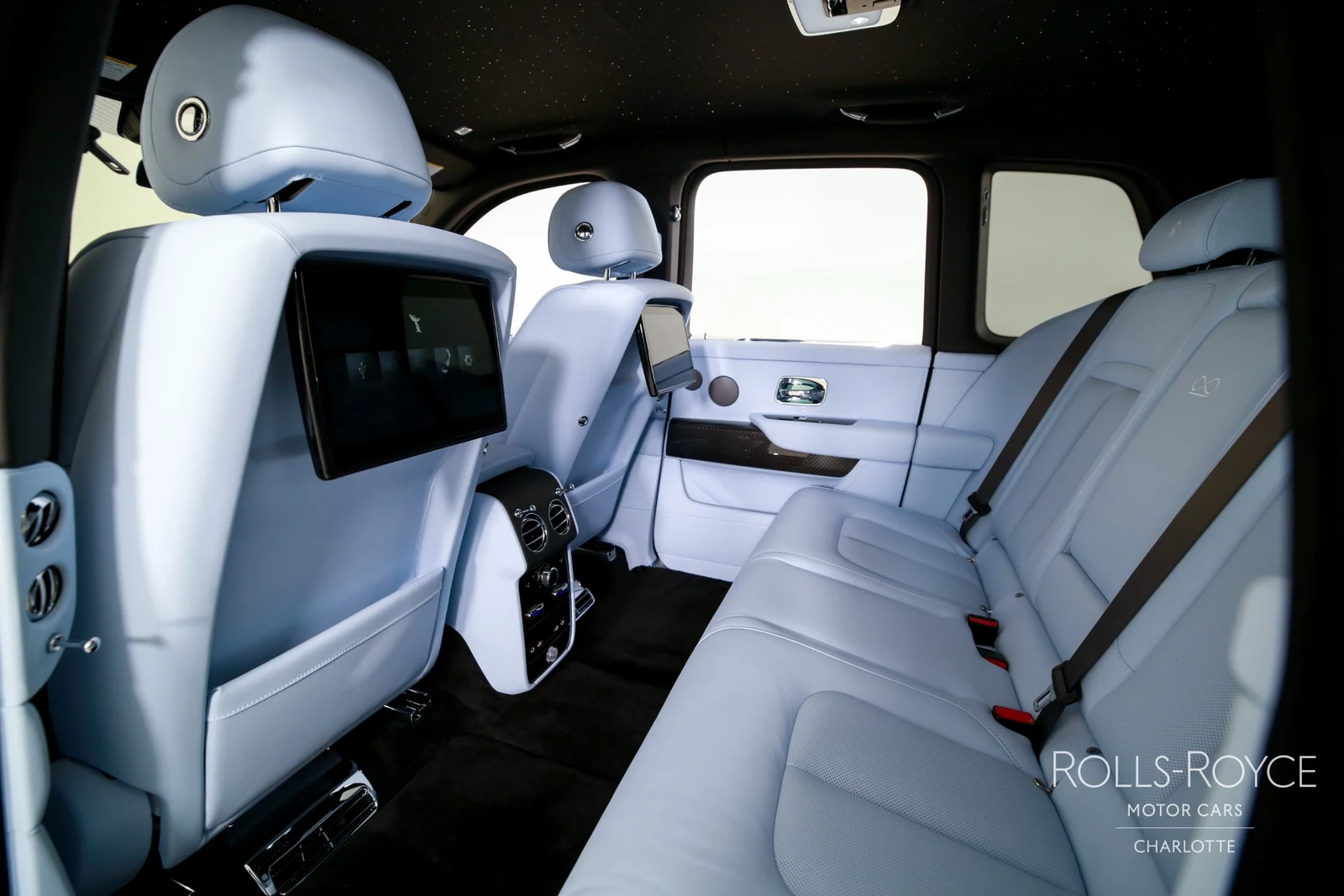 2027 Rolls-Royce Black Badge Cullinan Series II, 12/29