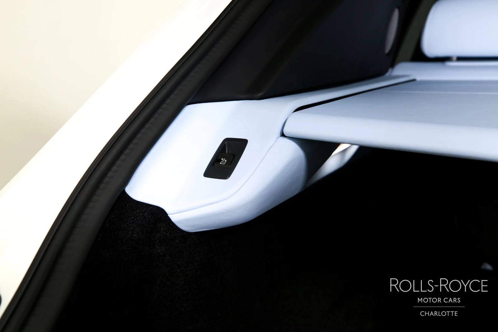 2027 Rolls-Royce Black Badge Cullinan Series II, 15/29