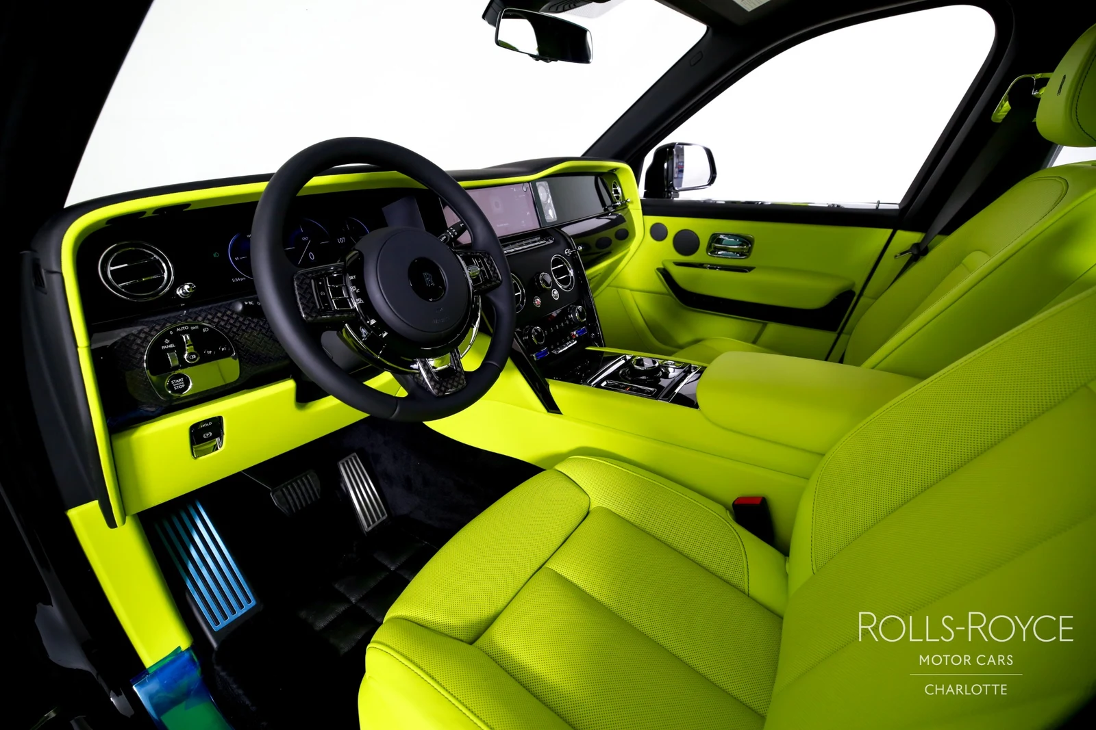 2027 Rolls-Royce Black Badge Cullinan Series II, 3/29
