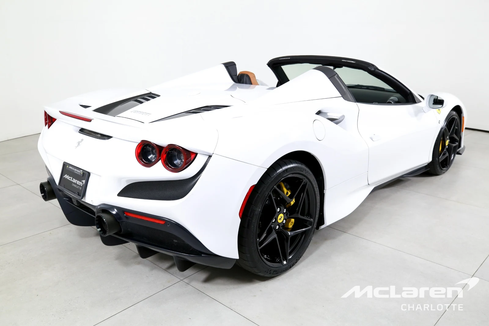 2023 Ferrari F8 Spider, 6/29