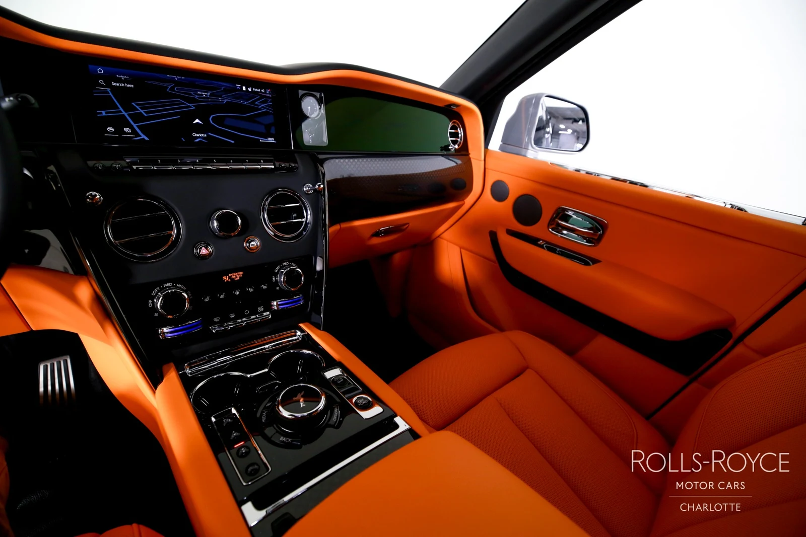 2027 Rolls-Royce Black Badge Cullinan Series II, 9/29