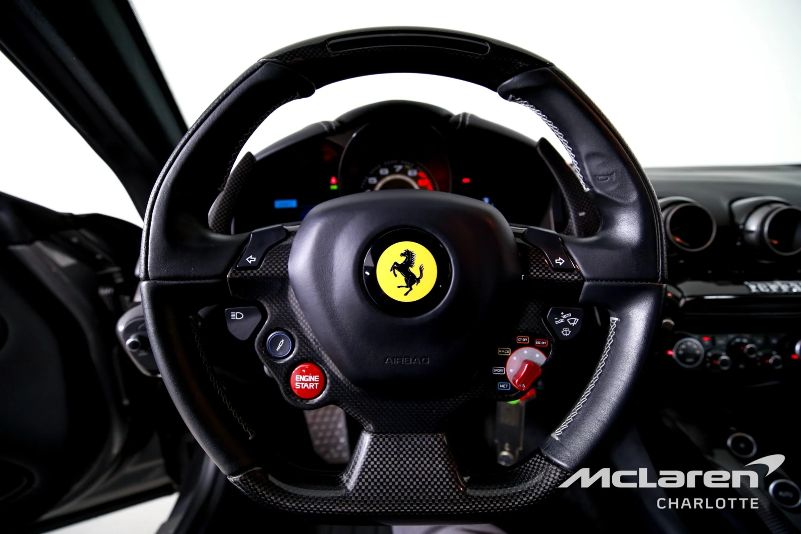 2016 Ferrari F12berlinetta, 11/29