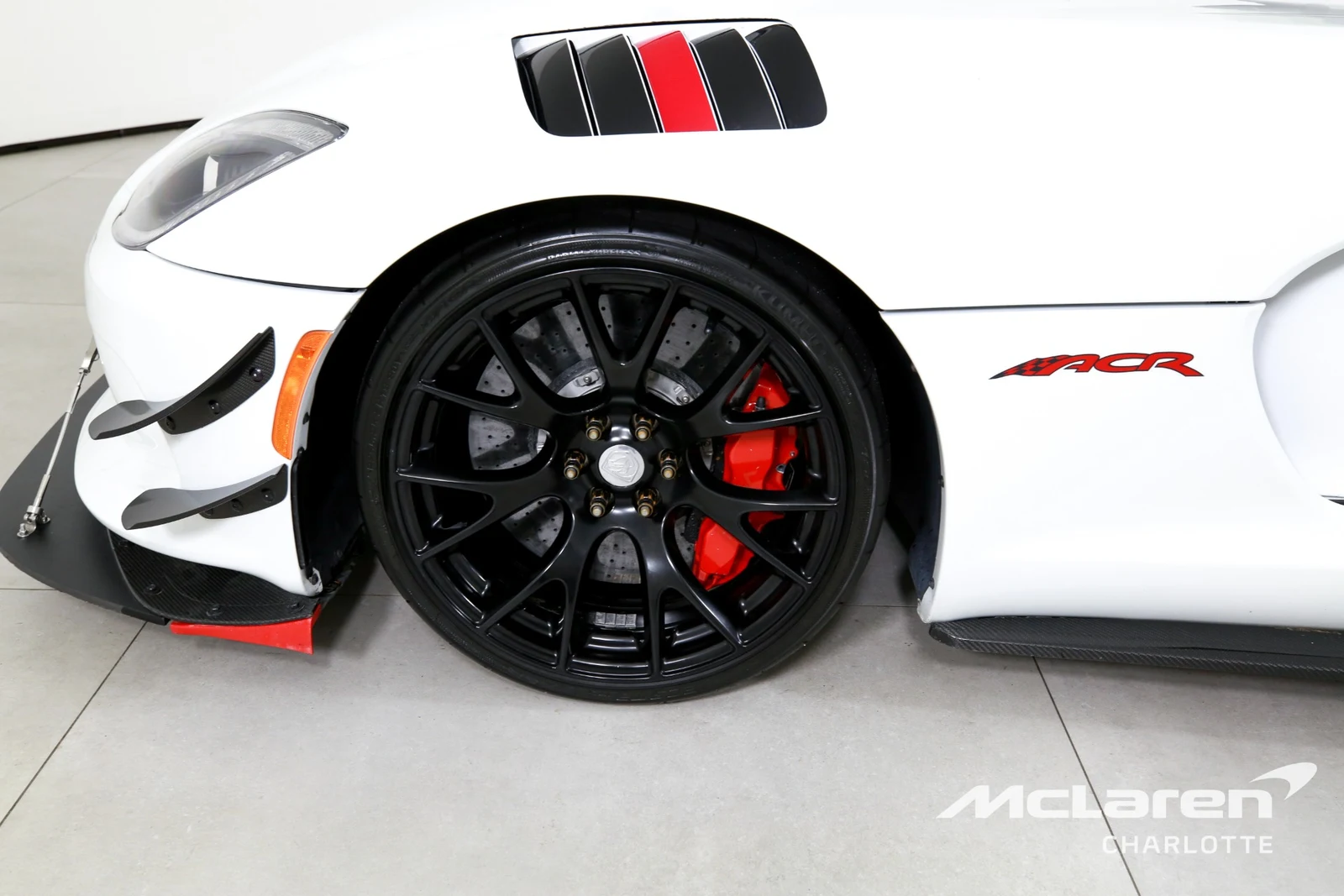 2017 Dodge Viper ACR, 25/29