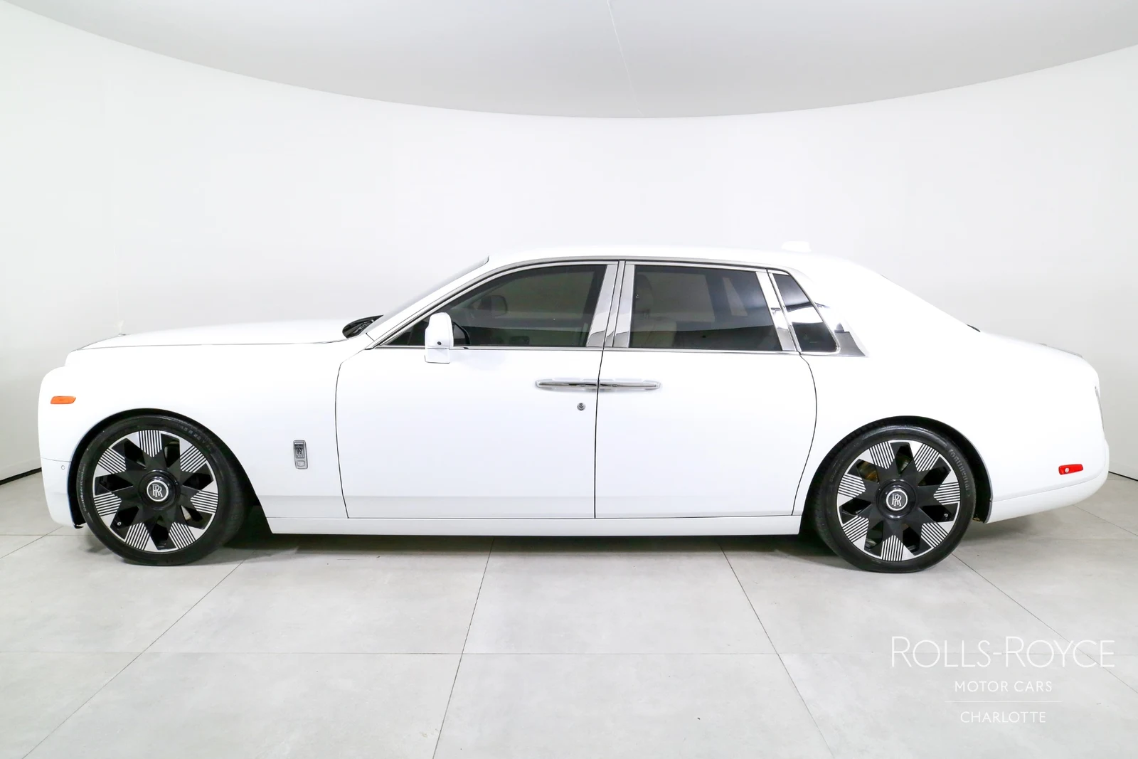 2024 Rolls-Royce Phantom Series II, 2/29