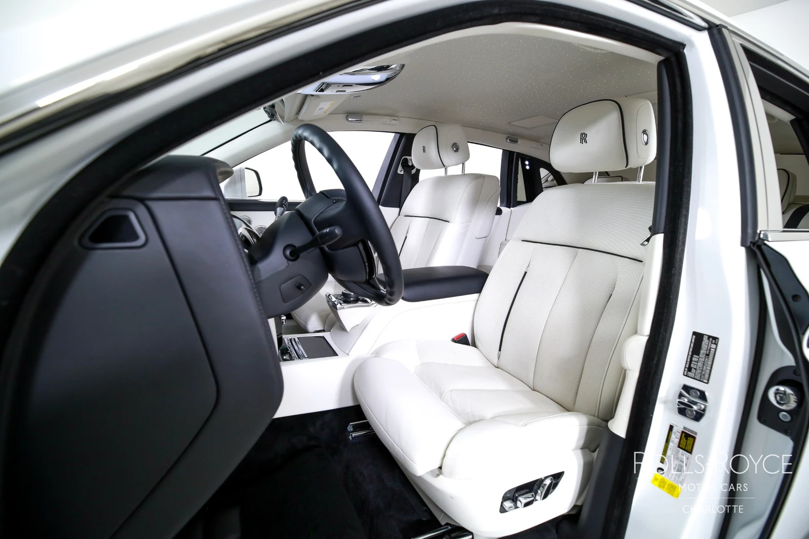 2024 Rolls-Royce Phantom Series II, 7/29