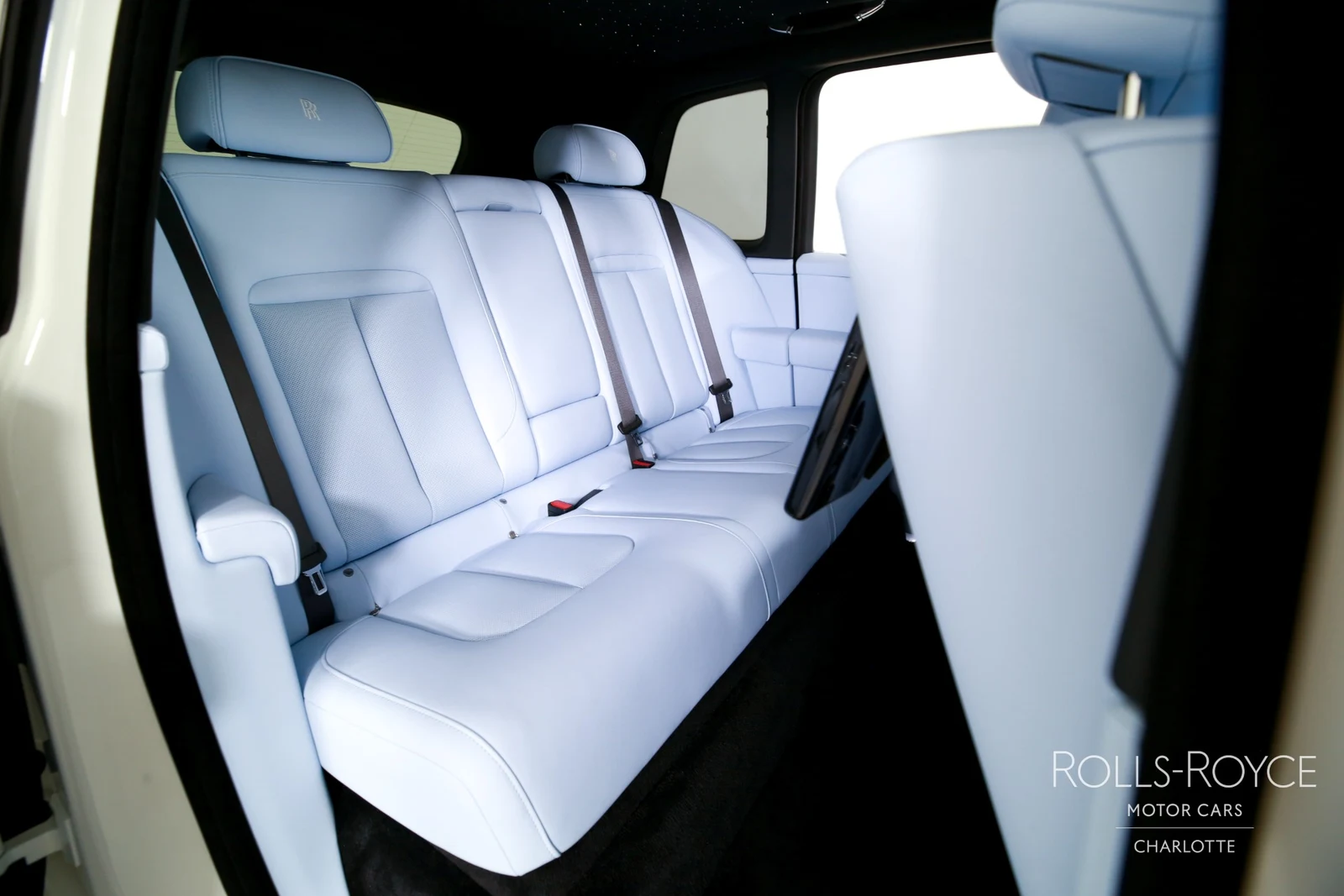 2027 Rolls-Royce Cullinan Series II, 18/29