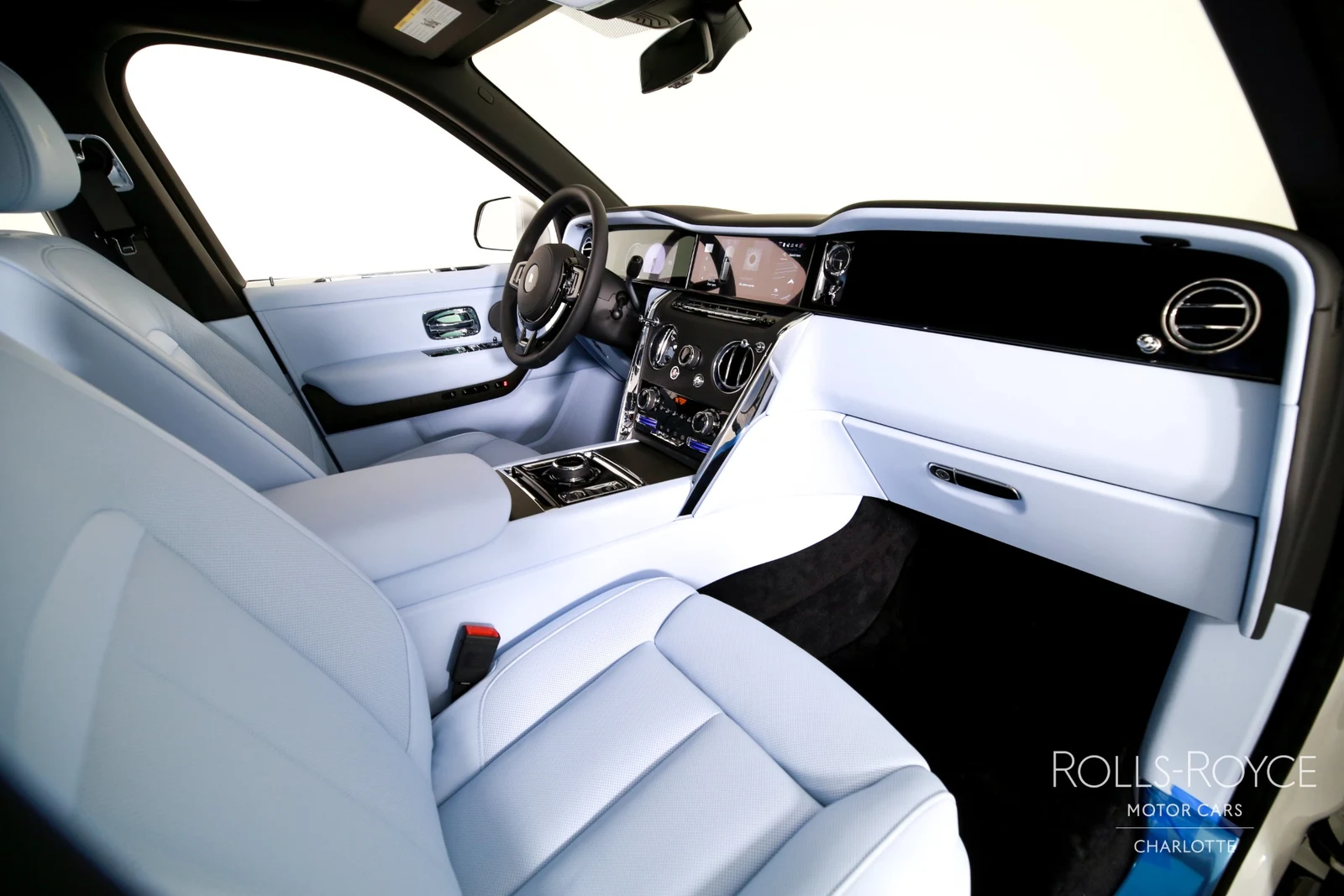 2027 Rolls-Royce Cullinan Series II, 22/29