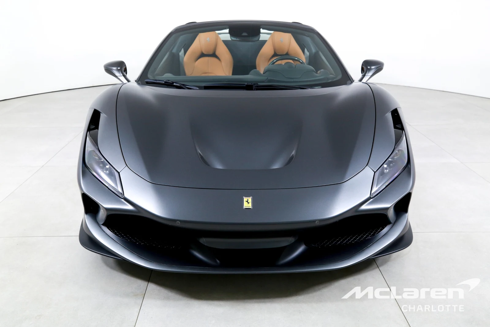 2022 Ferrari F8 Spider, 3/29