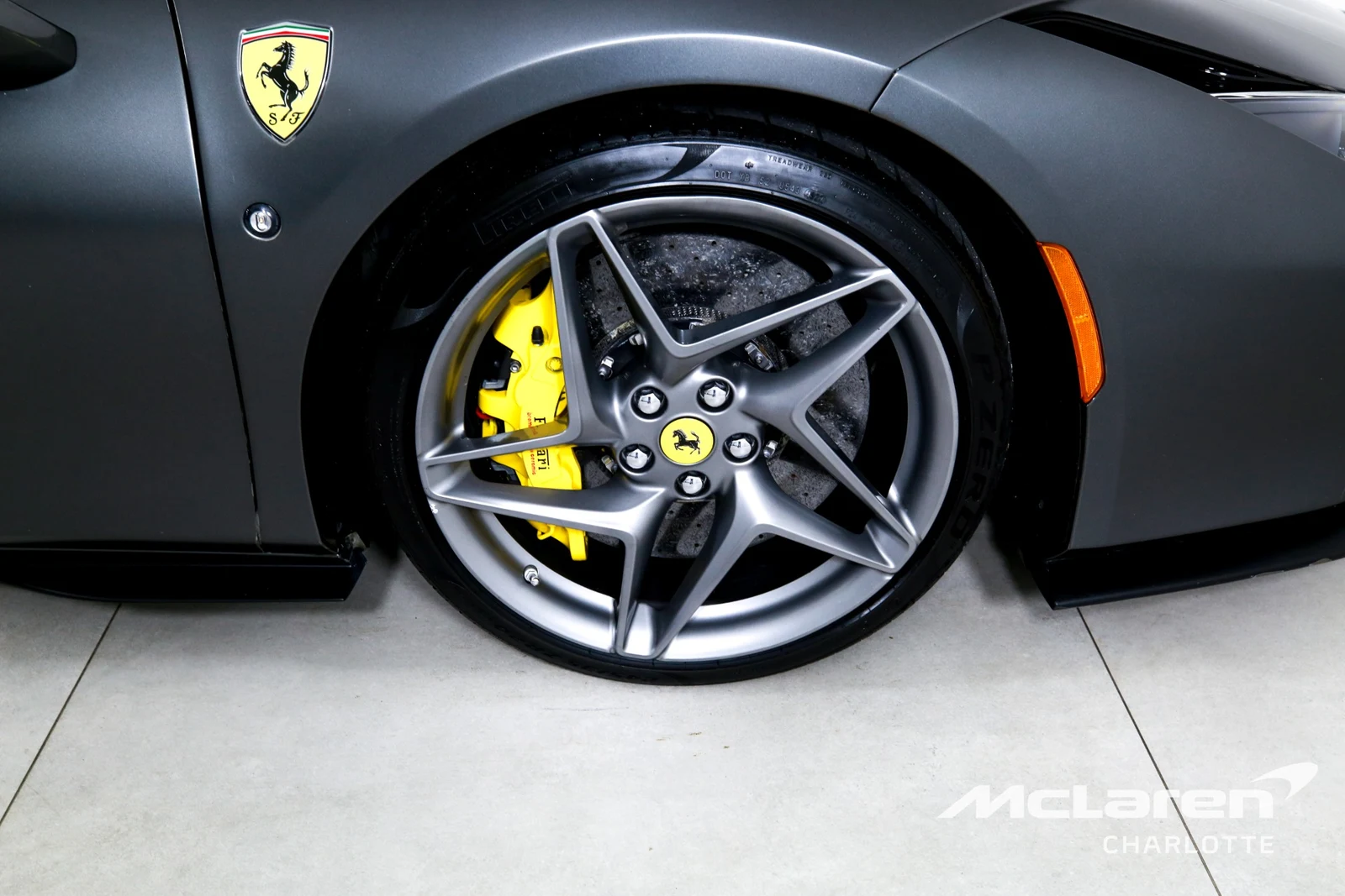 2022 Ferrari F8 Spider, 24/29