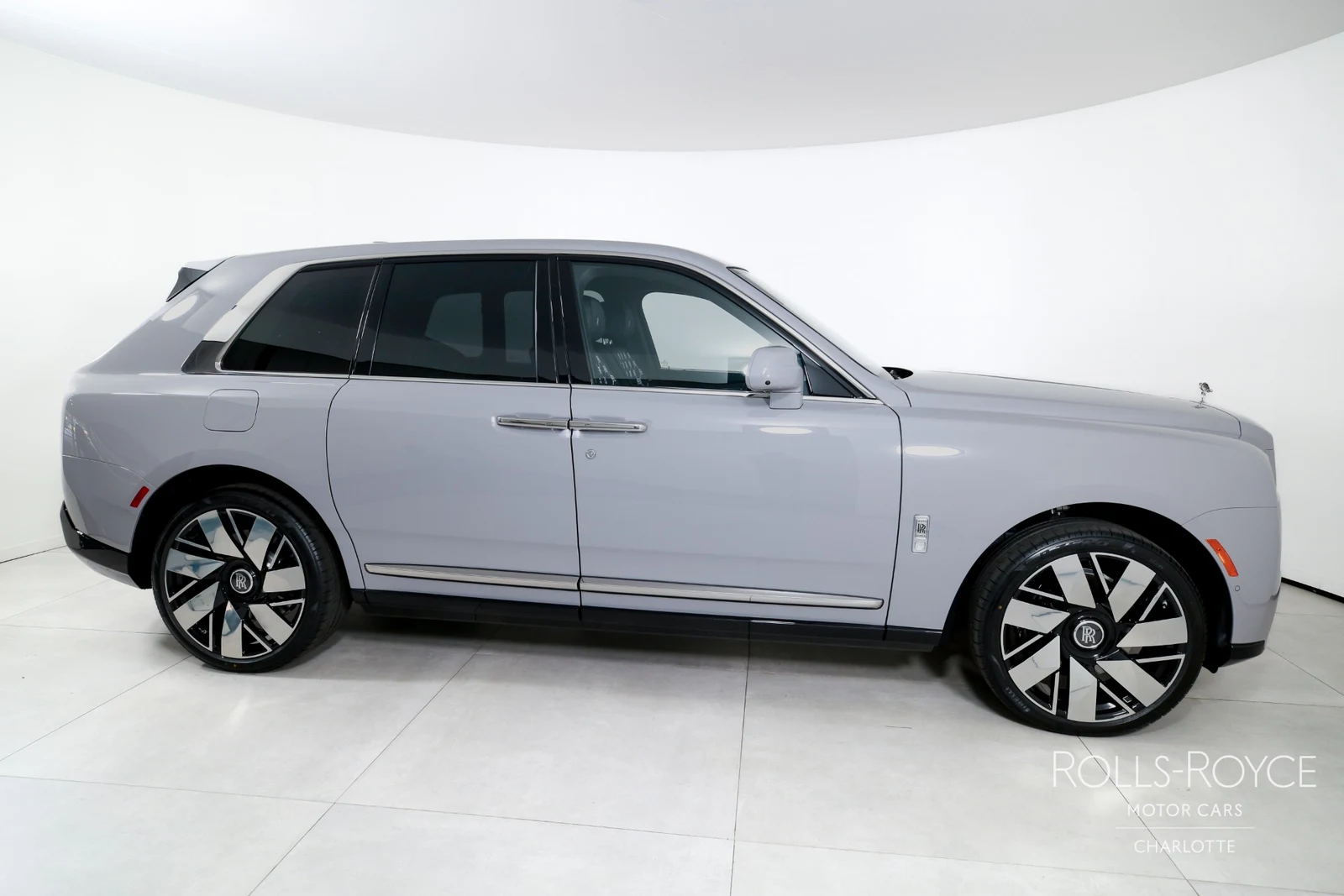 2026 Rolls-Royce Cullinan Series II, 5/29
