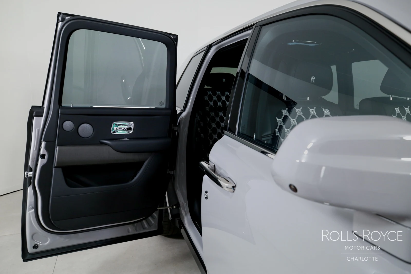 2026 Rolls-Royce Cullinan Series II, 18/29