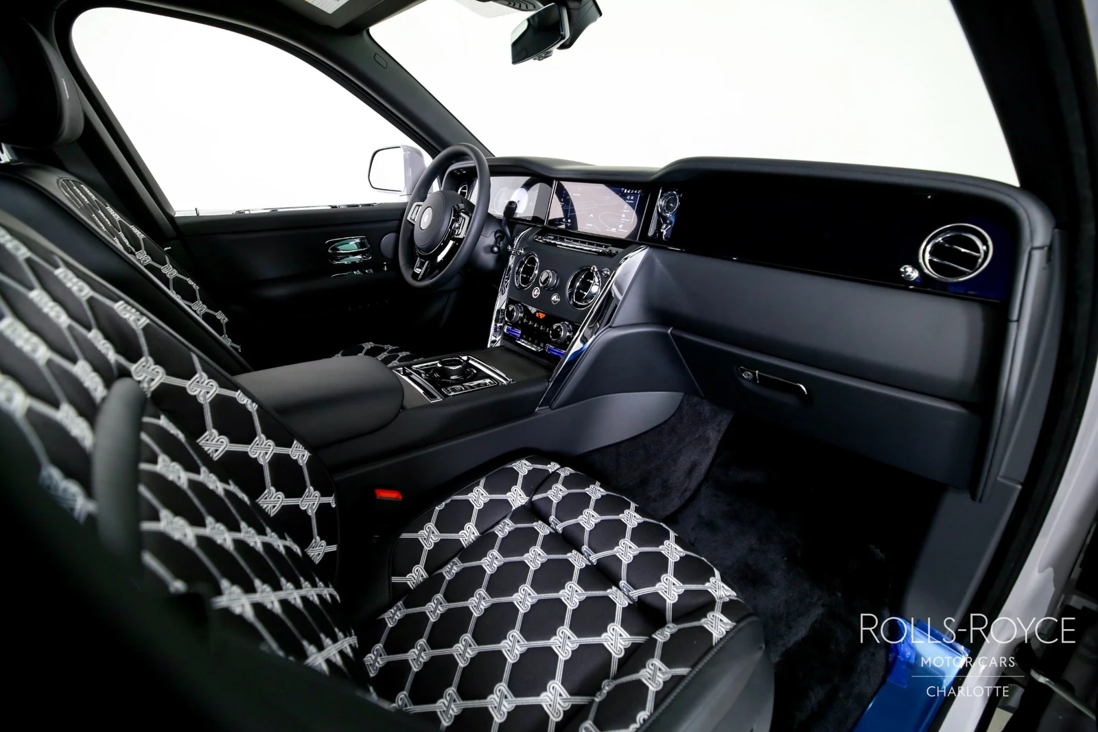 2026 Rolls-Royce Cullinan Series II, 23/29
