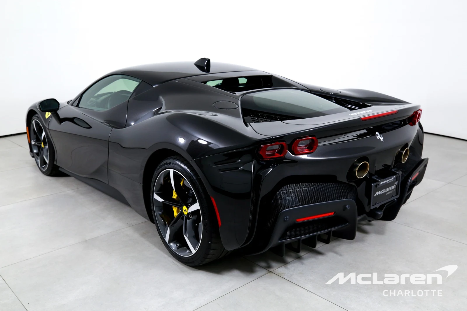 2023 Ferrari SF90 Stradale, 3/29