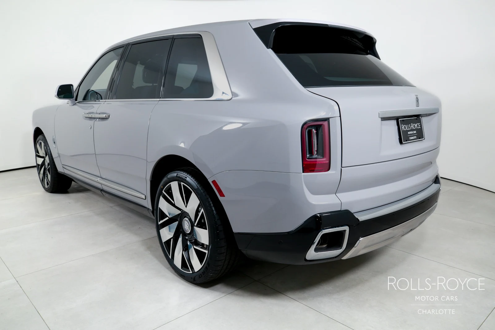 2027 Rolls-Royce Cullinan Series II, 4/29
