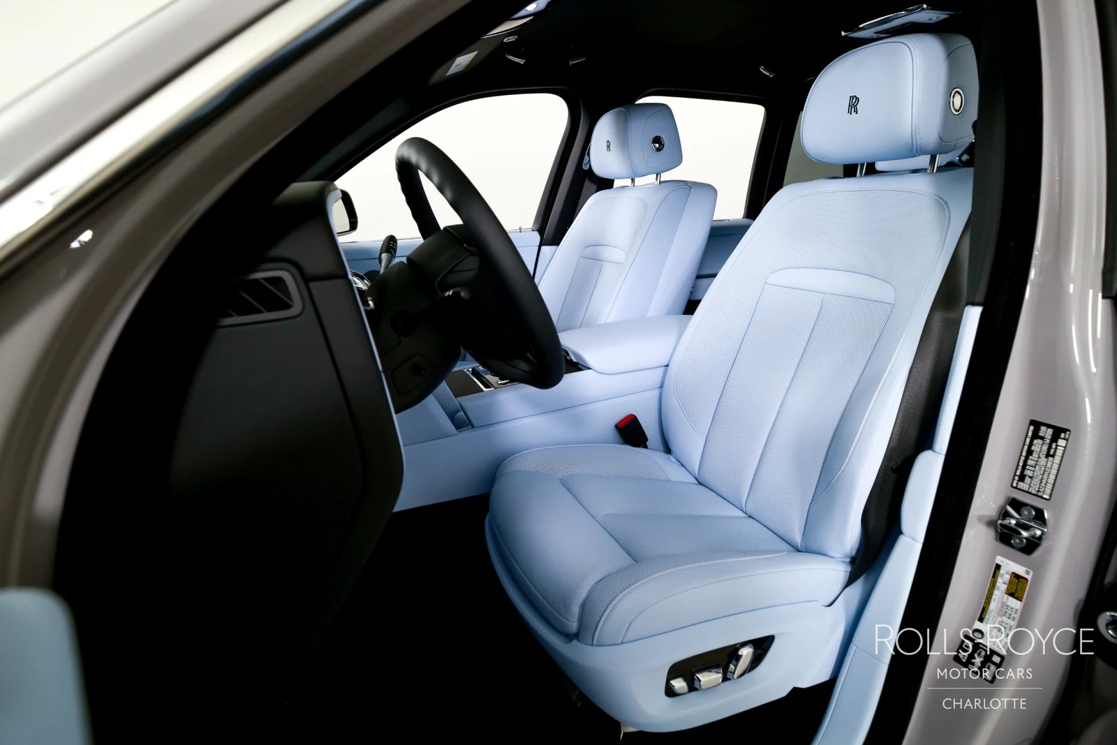 2027 Rolls-Royce Cullinan Series II, 7/29