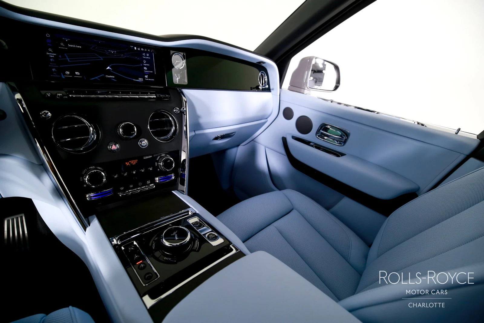 2027 Rolls-Royce Cullinan Series II, 9/29