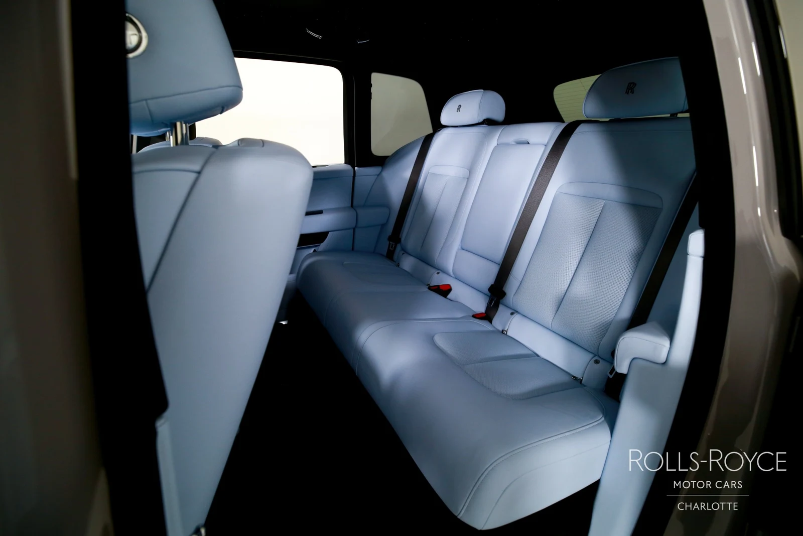 2027 Rolls-Royce Cullinan Series II, 11/29