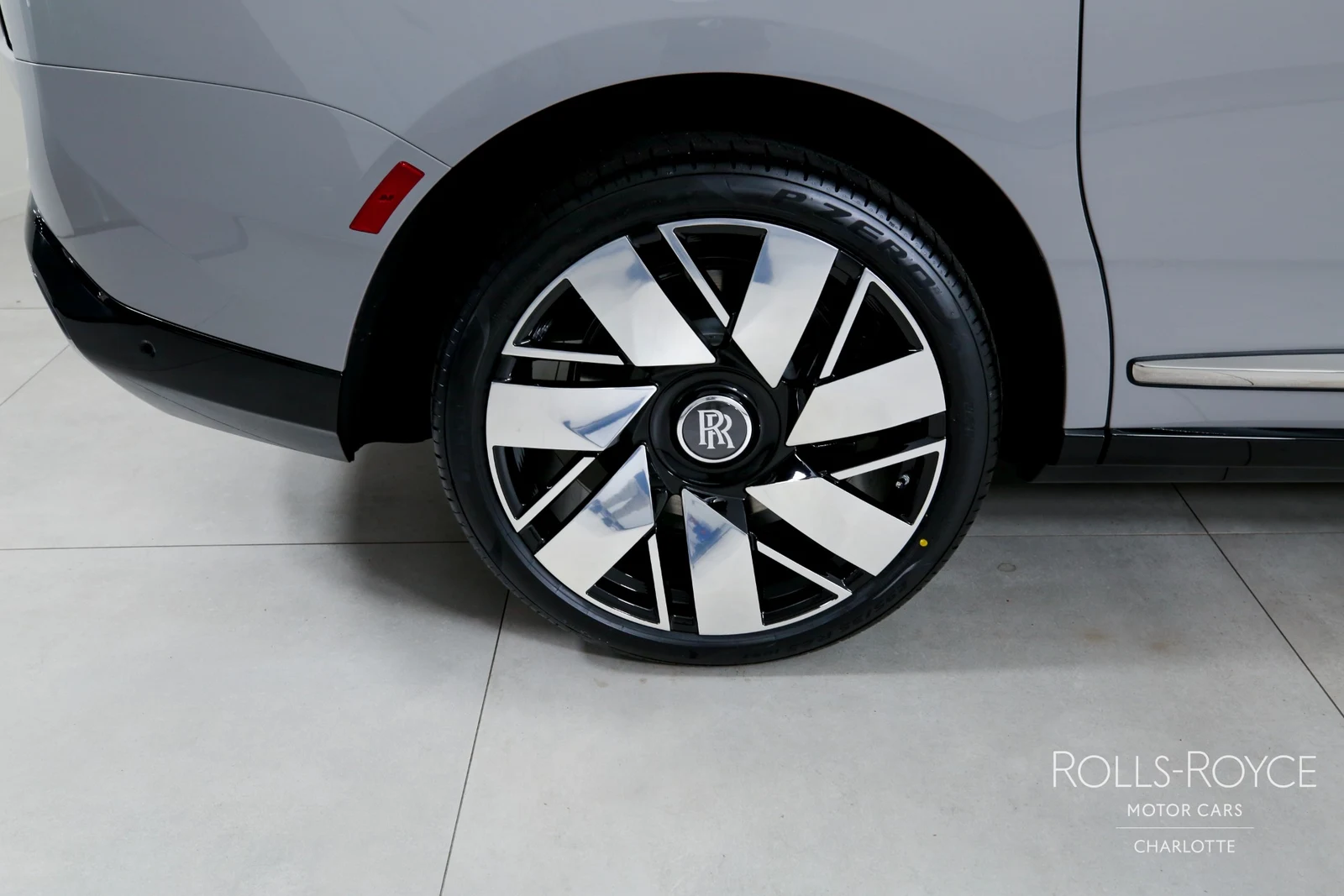 2027 Rolls-Royce Cullinan Series II, 24/29
