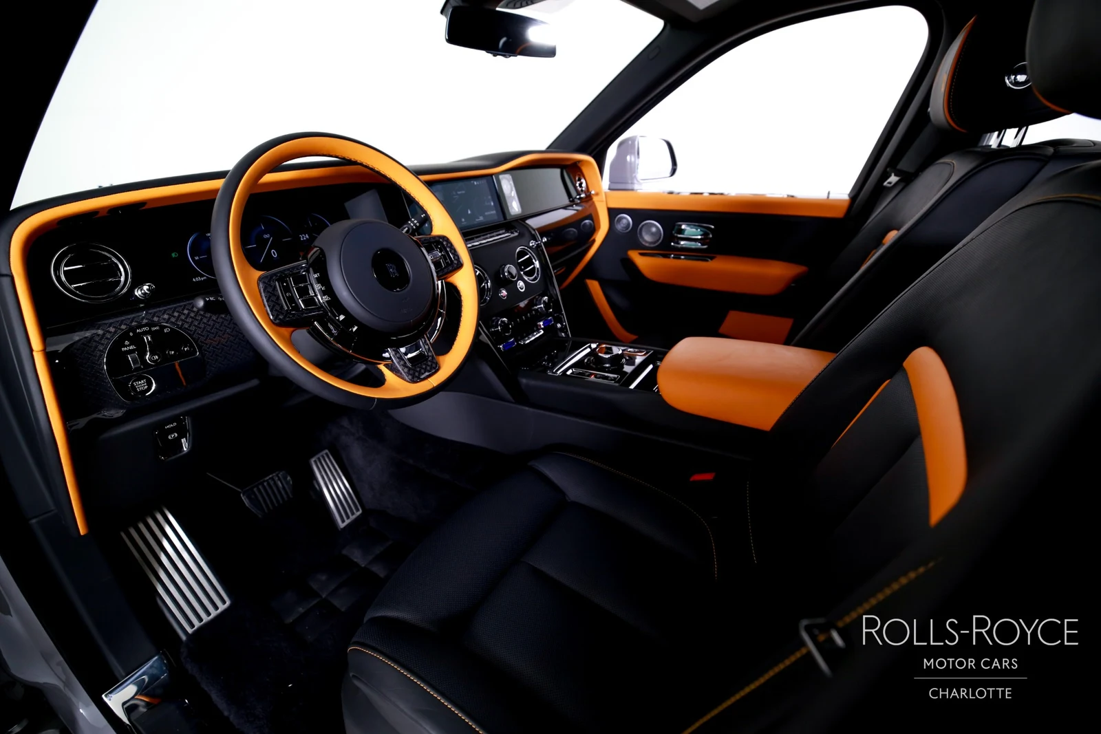 2026 Rolls-Royce Black Badge Cullinan Series II, 3/29