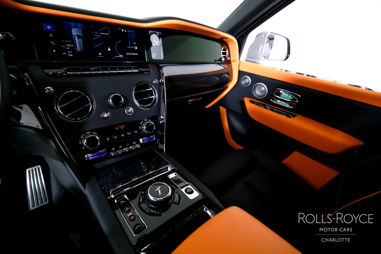 2026 Rolls-Royce Black Badge Cullinan Series II, 9/29