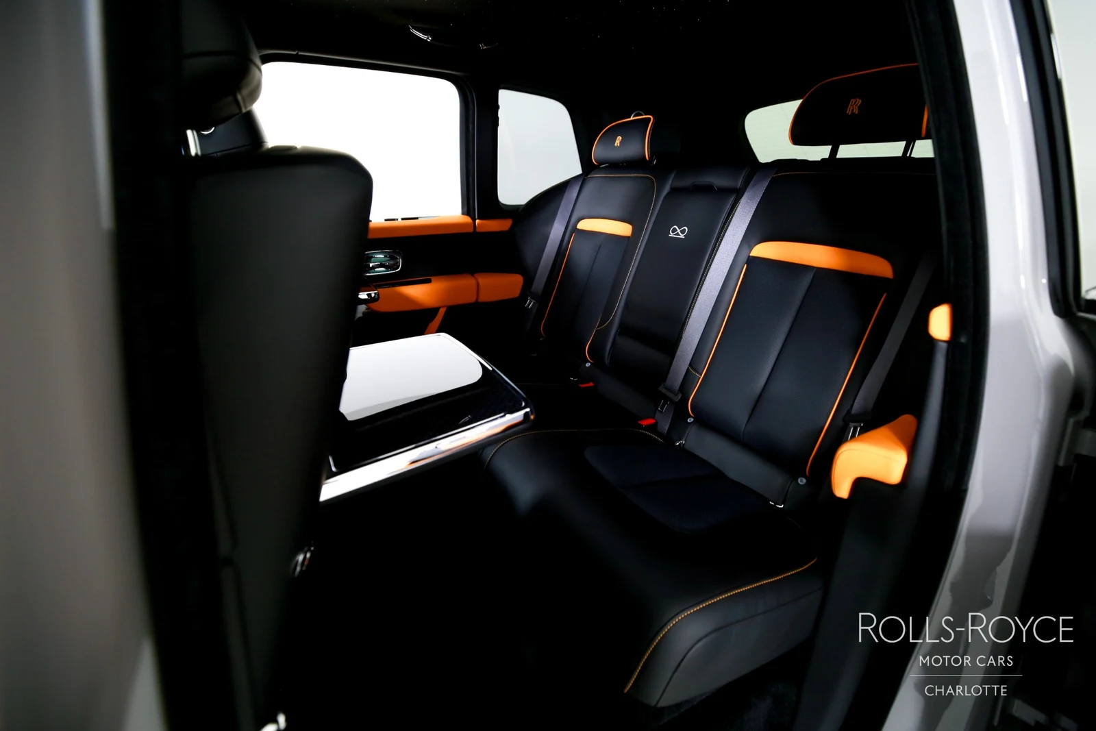 2026 Rolls-Royce Black Badge Cullinan Series II, 11/29