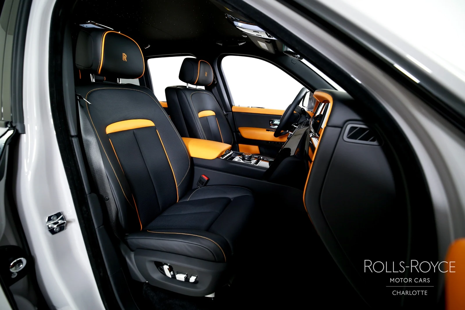 2026 Rolls-Royce Black Badge Cullinan Series II, 22/29