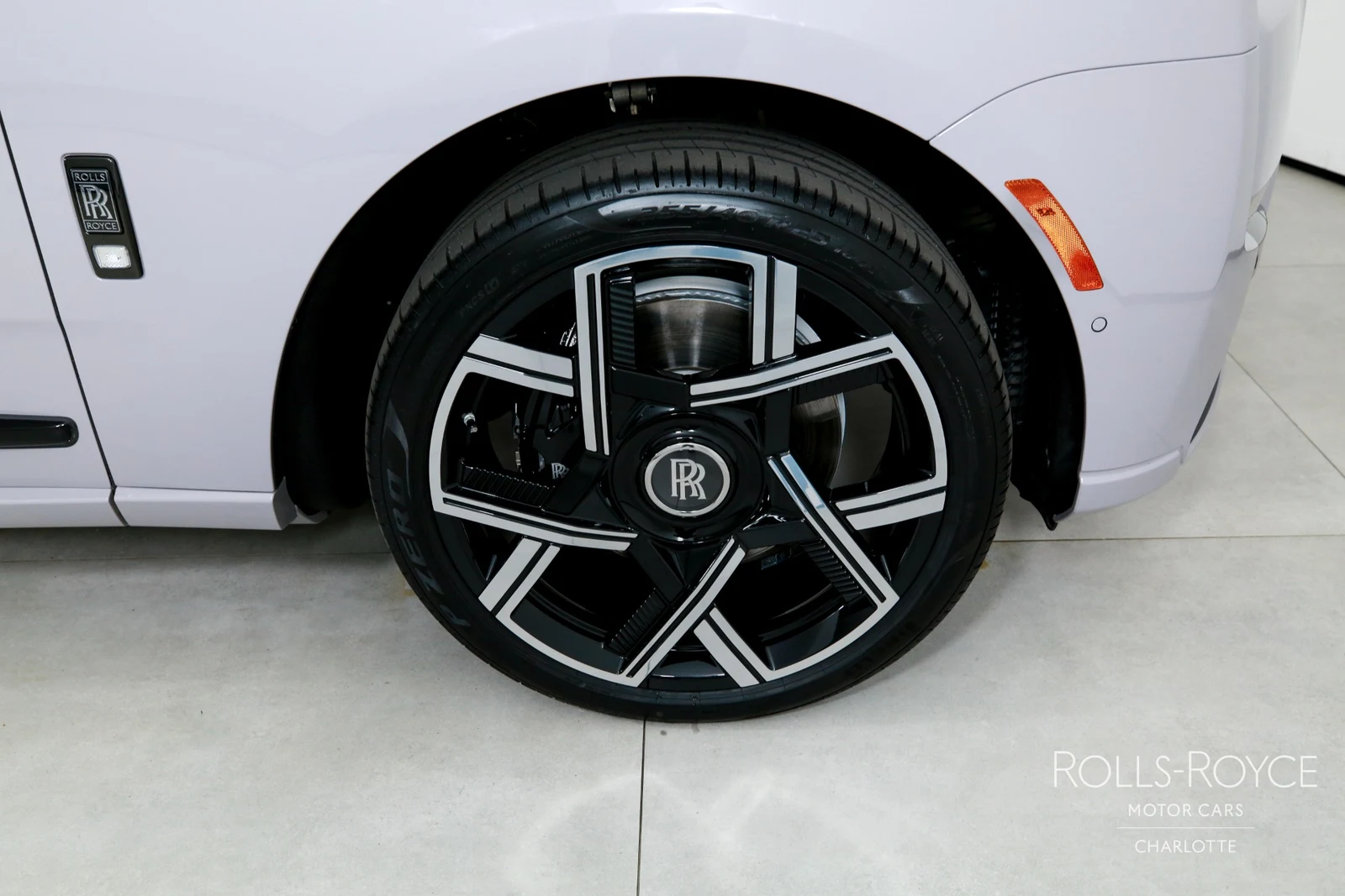 2026 Rolls-Royce Black Badge Cullinan Series II, 25/29