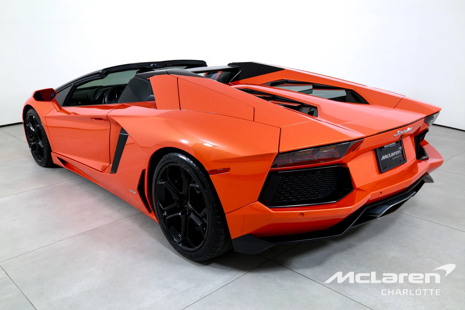 2014 Lamborghini Aventador LP 700-4 Roadster, 6/29