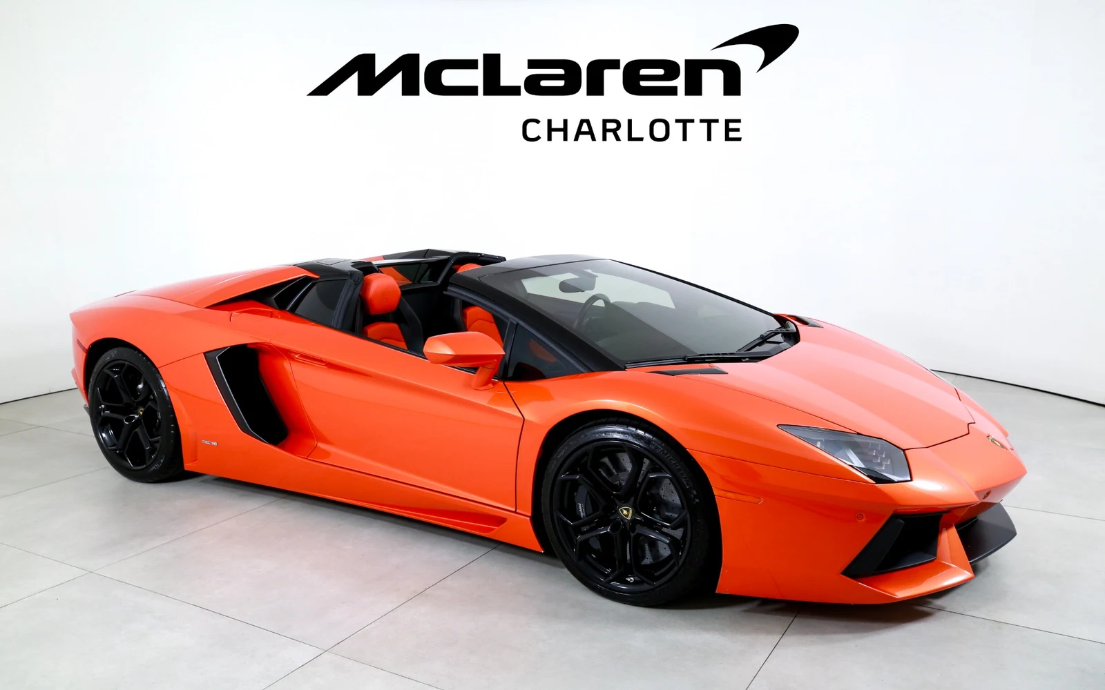 2014 Lamborghini Aventador LP 700-4 Roadster, 8/29