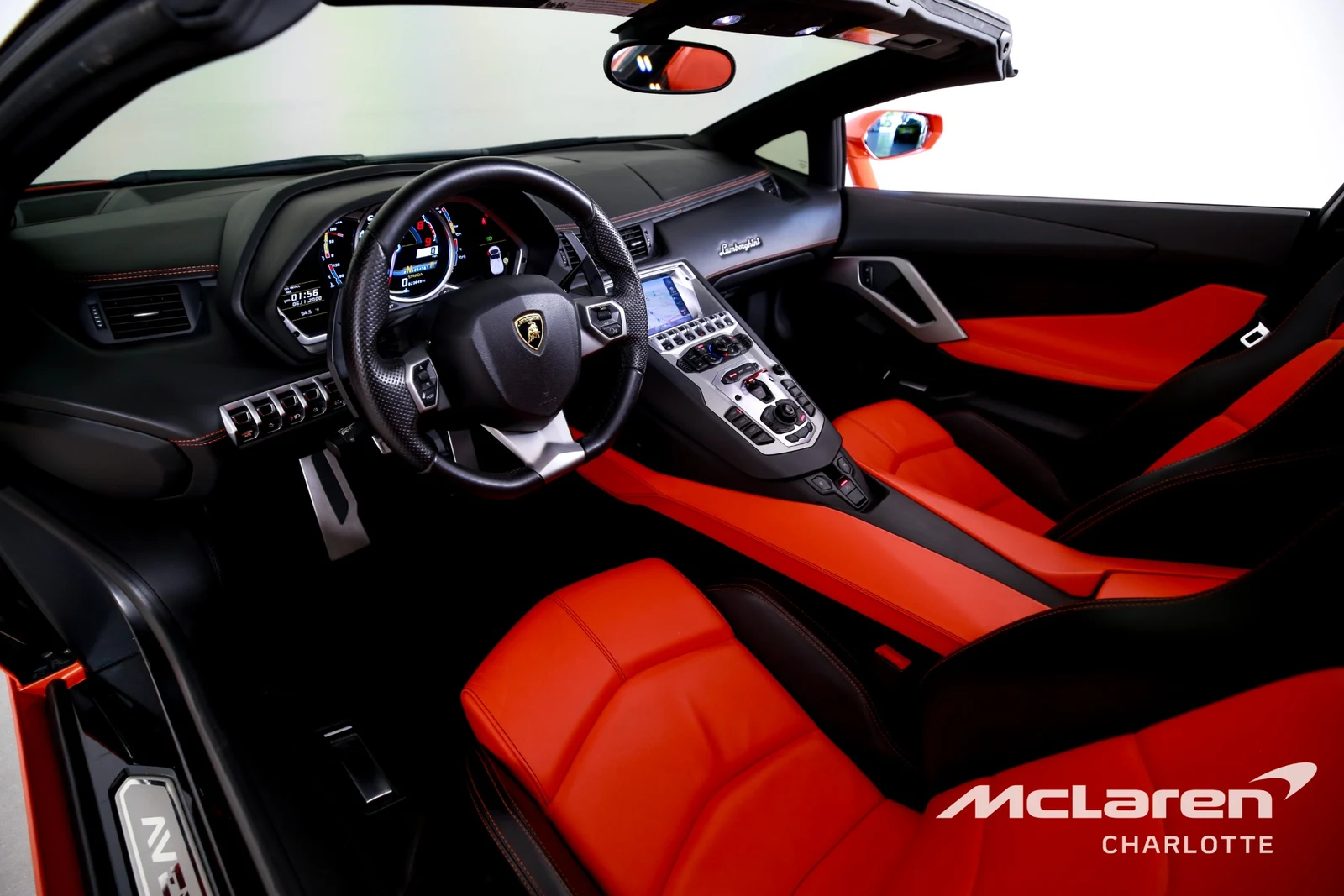 2014 Lamborghini Aventador LP 700-4 Roadster, 13/29