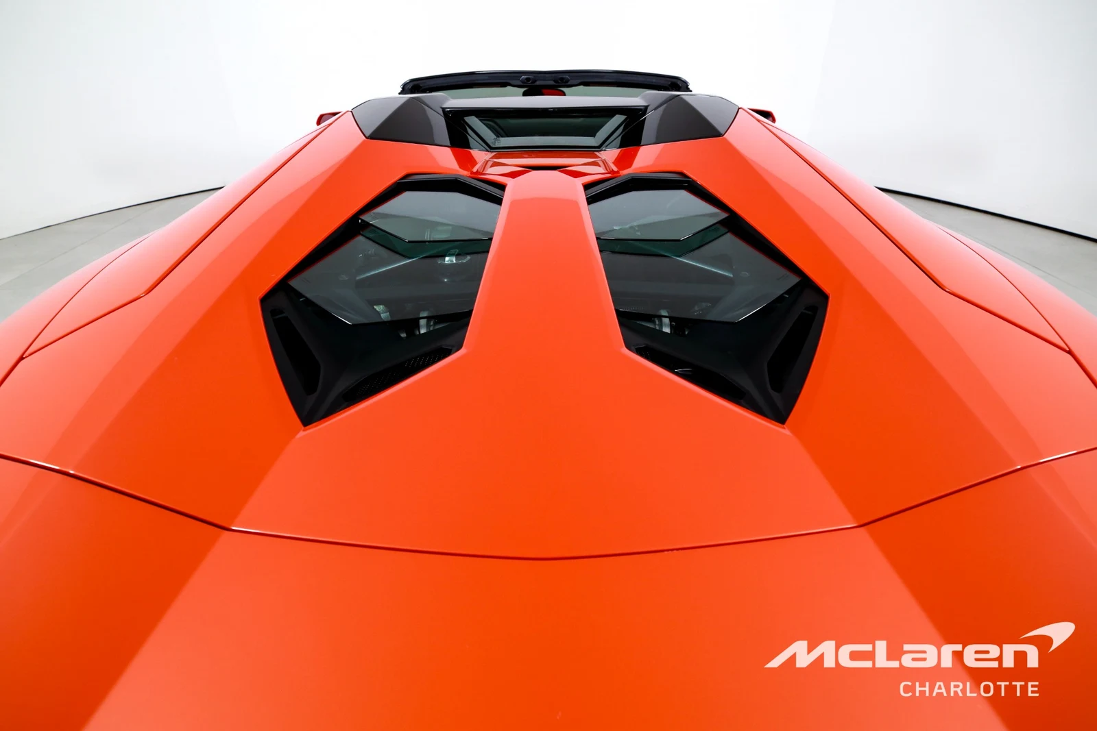 2014 Lamborghini Aventador LP 700-4 Roadster, 23/29