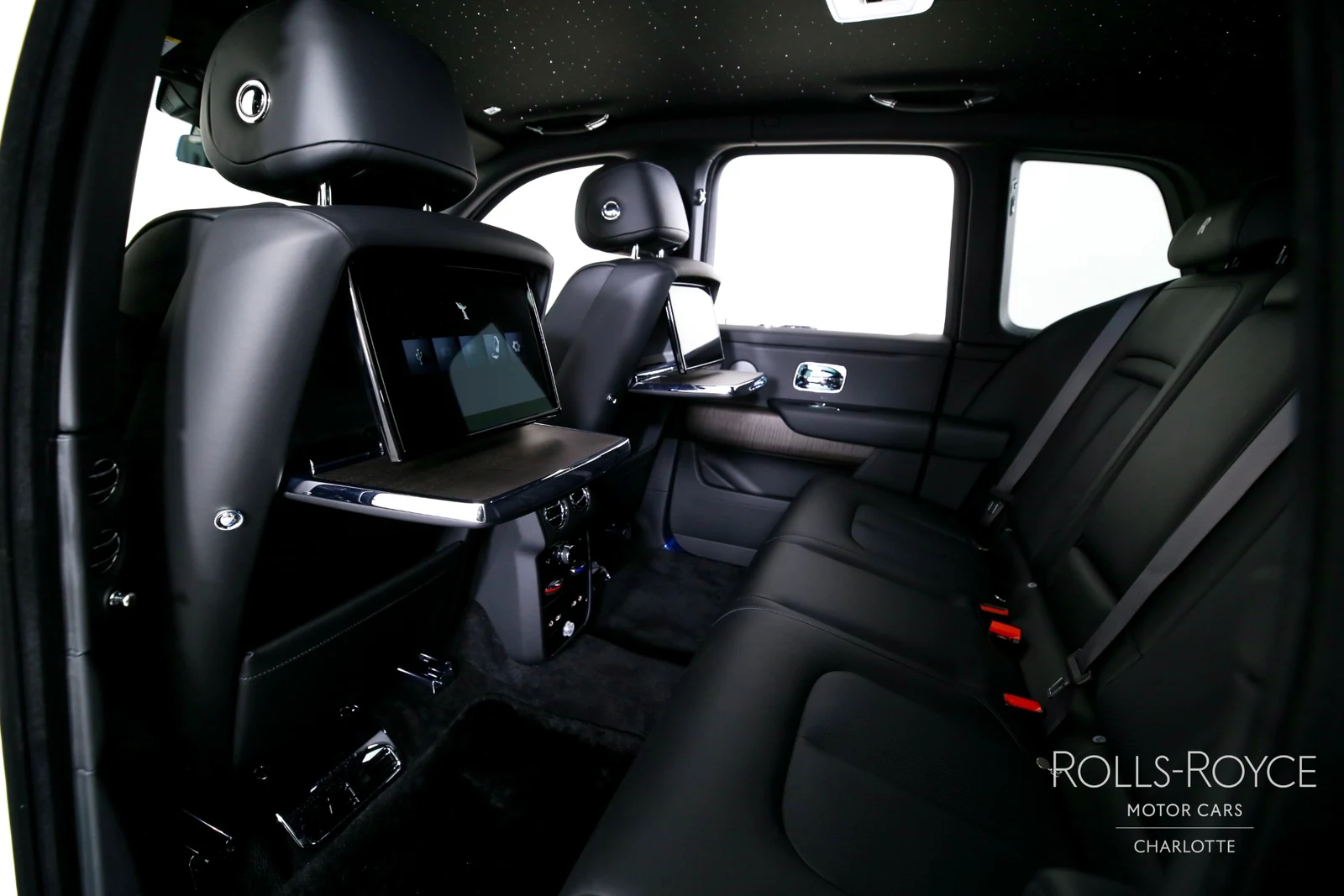 2026 Rolls-Royce Cullinan Series II, 12/29