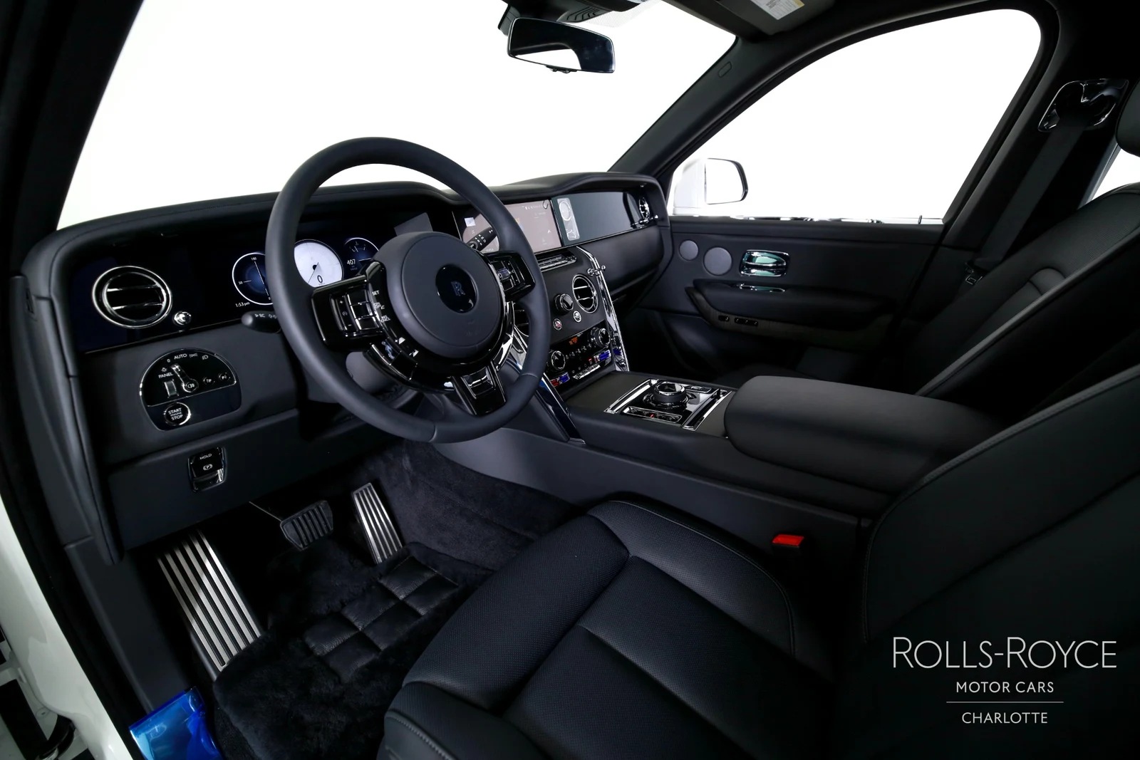 2026 Rolls-Royce Cullinan Series II, 3/29
