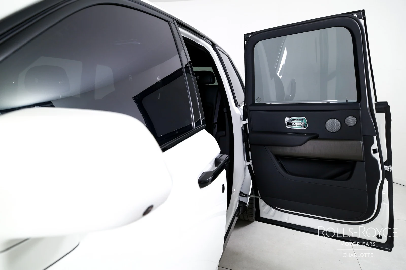 2026 Rolls-Royce Cullinan Series II, 11/29