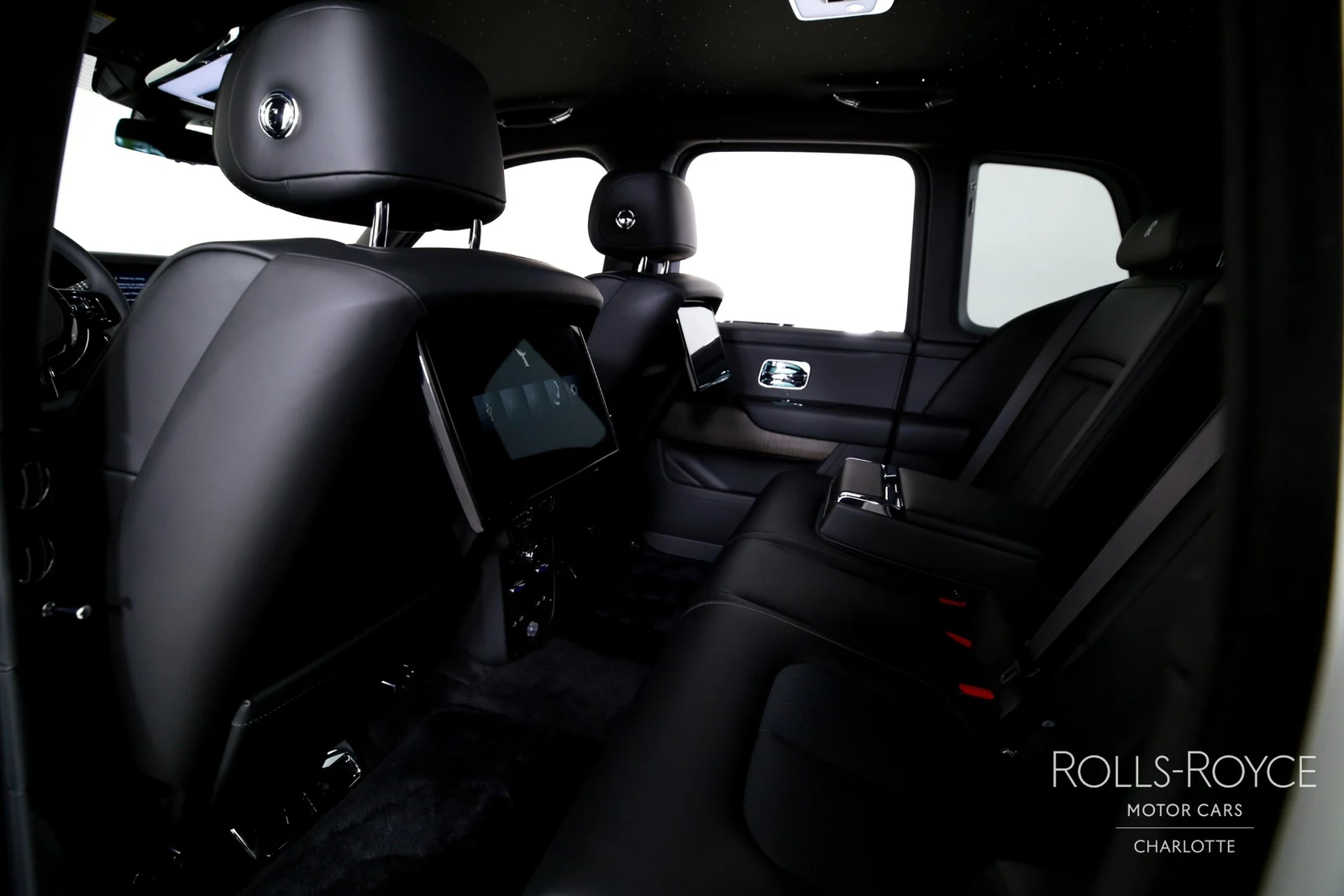 2026 Rolls-Royce Cullinan Series II, 12/29