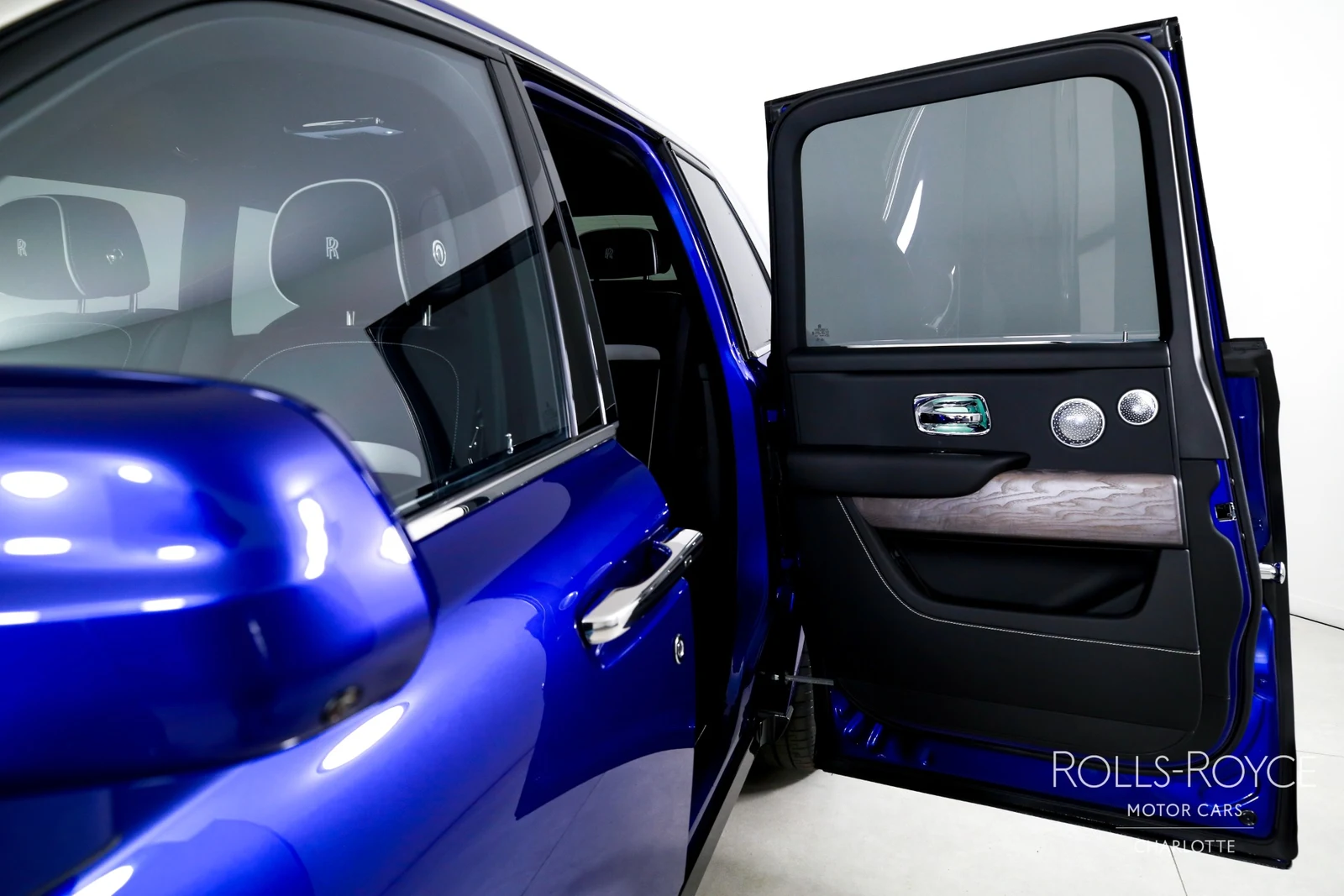 2026 Rolls-Royce Cullinan Series II, 10/29