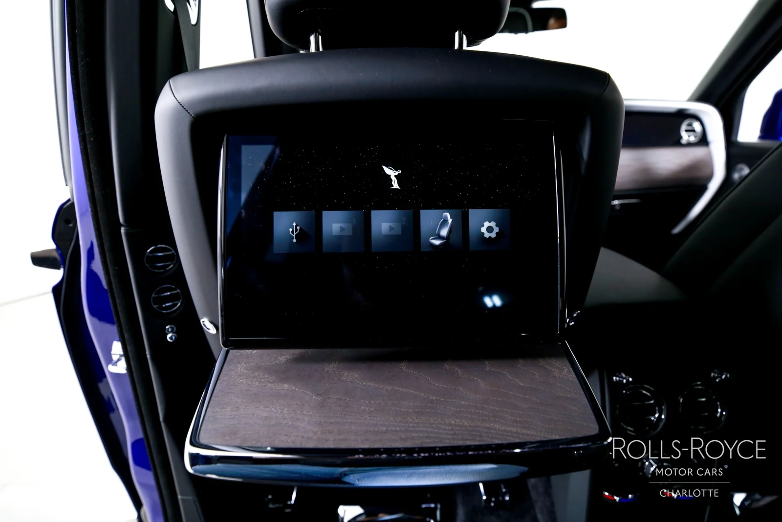 2026 Rolls-Royce Cullinan Series II, 12/29